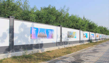 大通建材鋼圍擋、pvc圍擋符合深圳市政府統(tǒng)一標(biāo)準(zhǔn)的圍擋，美觀環(huán)保、安全穩(wěn)固。